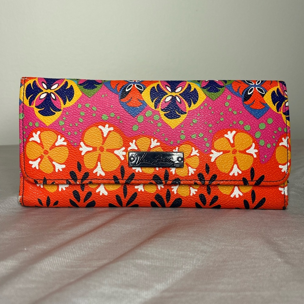 Vera Bradley Women's rio stripe Wallet - Pink and Orange vinyl magnetic tri-fold